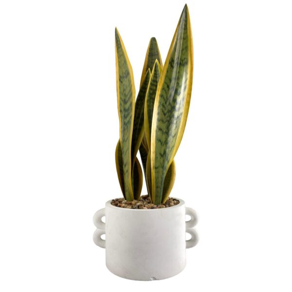 Maceta con planta artificial