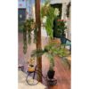 Maceta con planta artificial — vista 3