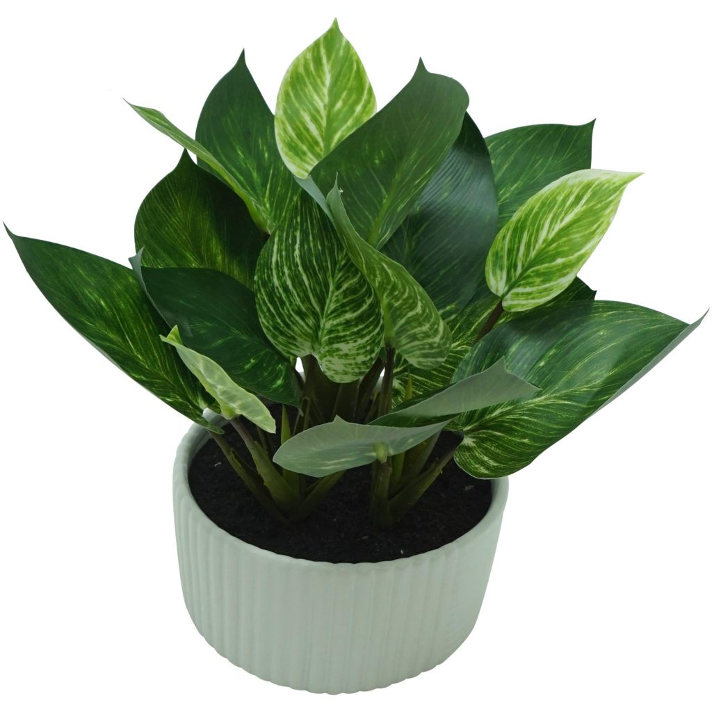 Maceta con planta artificial